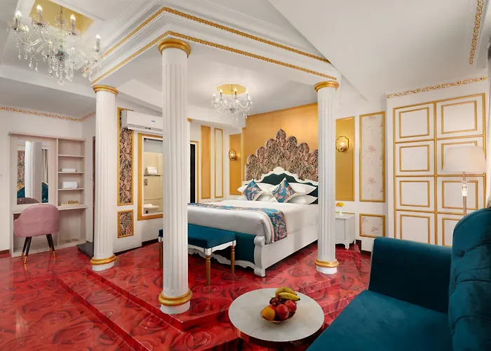 G Ramayana- Premium Hotel
